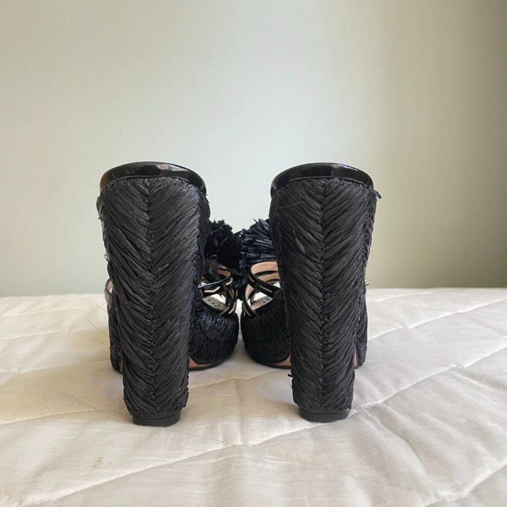 100% Authentic Prada Raffia Sandals US 6,5 - Picture 4 of 6